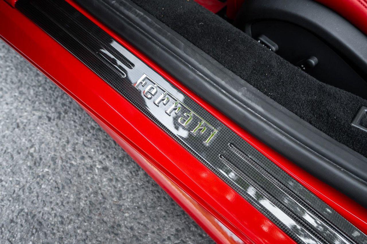 2017 Ferrari 488 Spider Spider Photo