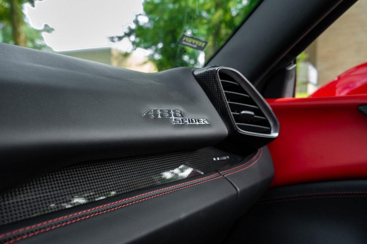 2017 Ferrari 488 Spider Spider Photo
