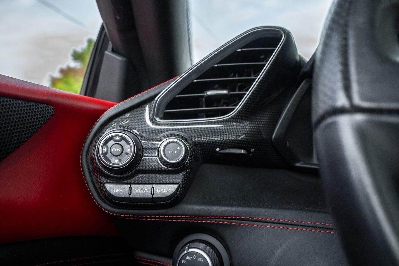 2017 Ferrari 488 Spider Spider Photo