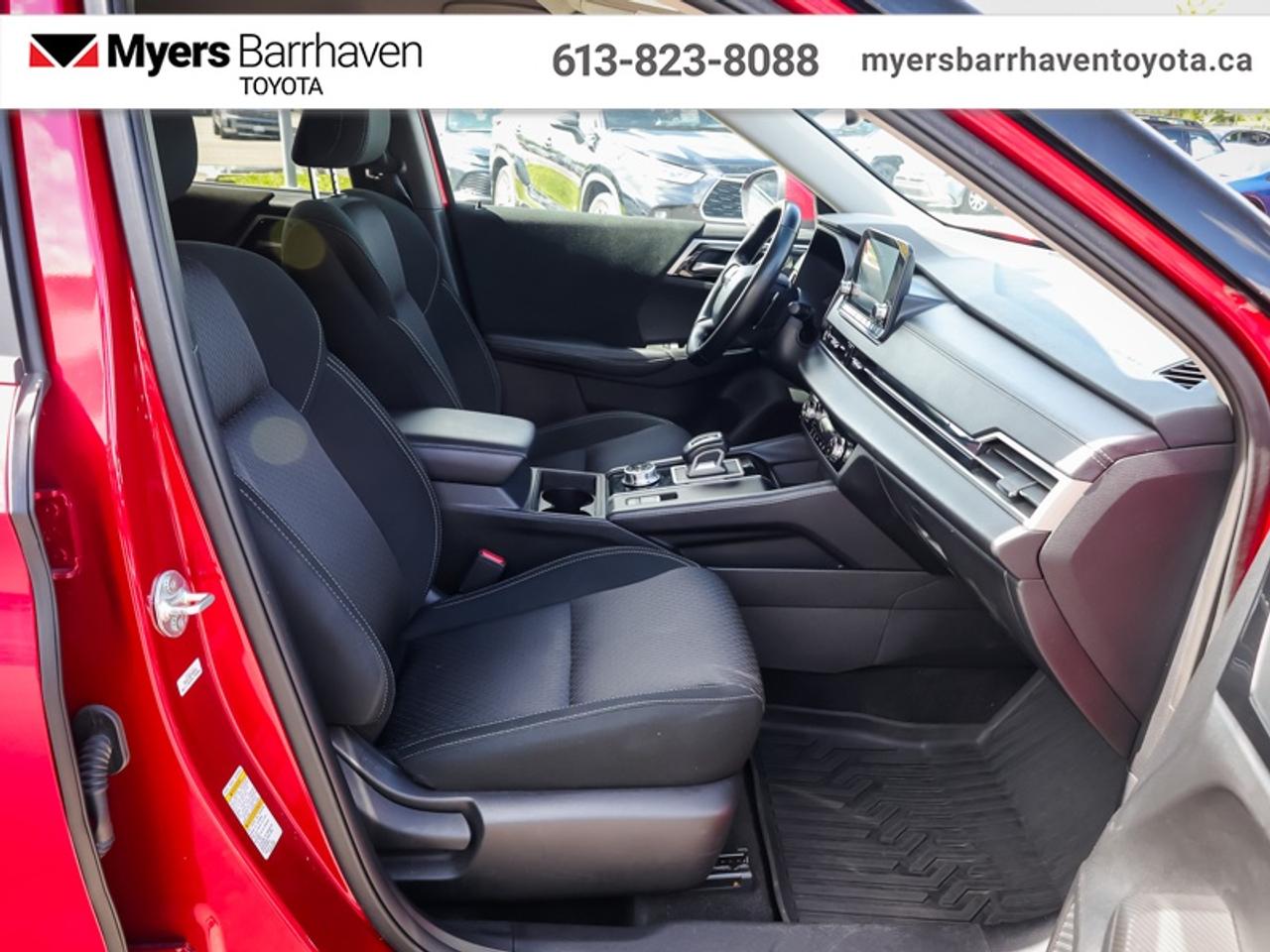 2024 Mitsubishi Outlander ES S-AWC  - Heated Seats - $201 B/W Photo