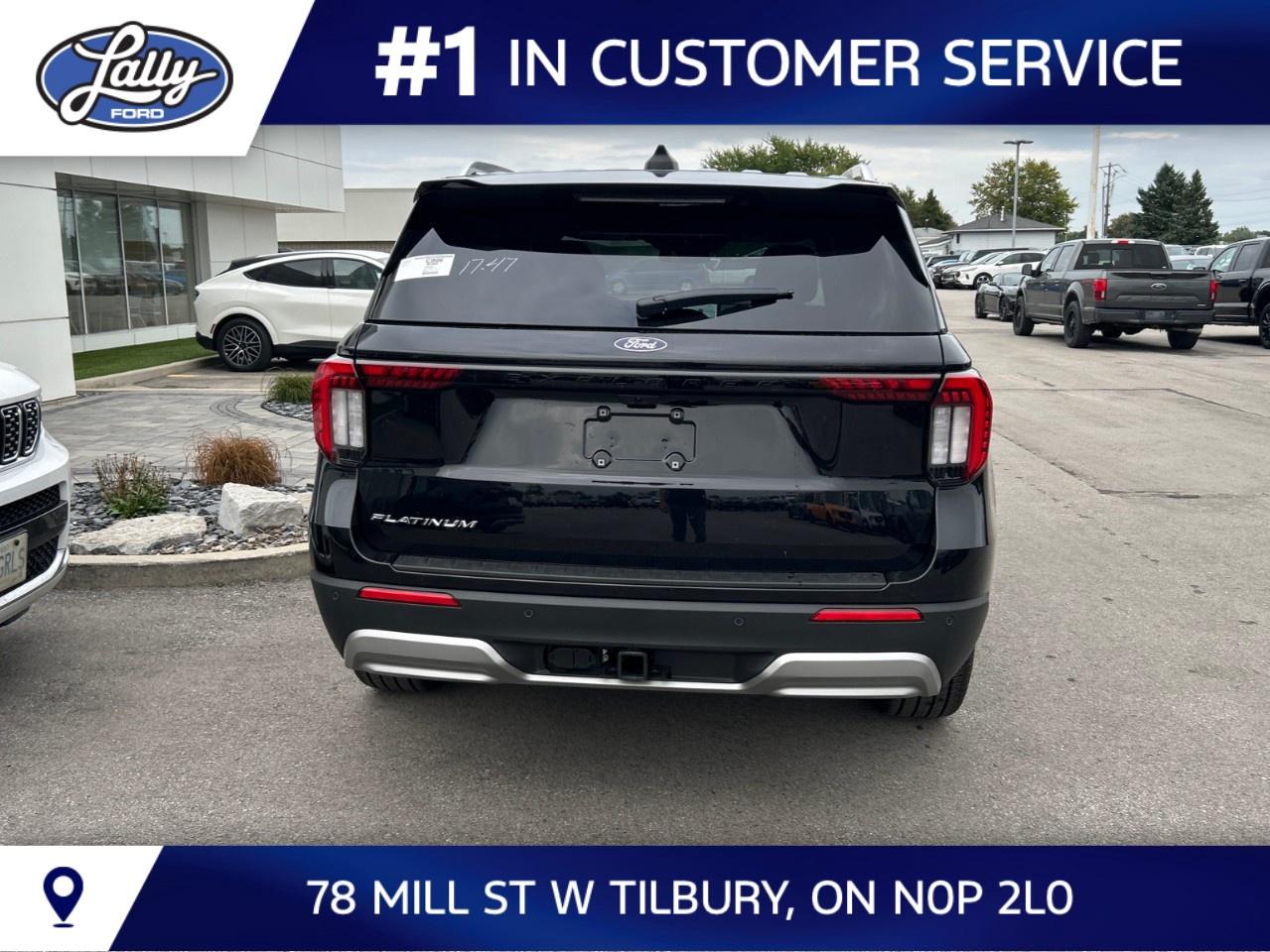 2027 Ford Explorer Platinum 4WD Photo3
