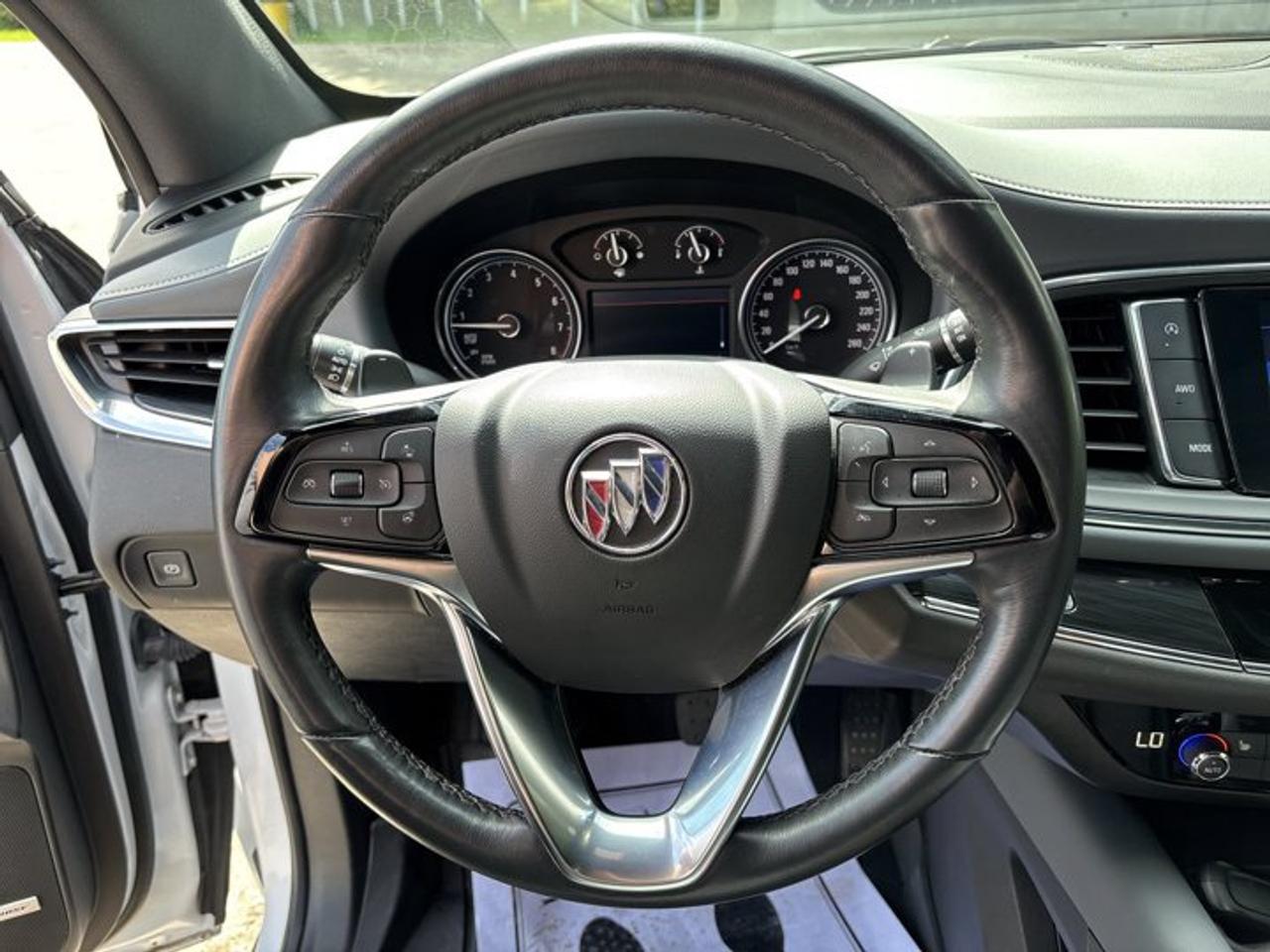 2024 Buick Enclave ST Essence AWD | No Accidents | Pano. Sunroof | Leather Seats Photo