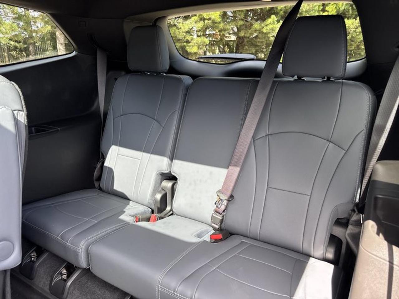 2024 Buick Enclave ST Essence AWD | No Accidents | Pano. Sunroof | Leather Seats Photo