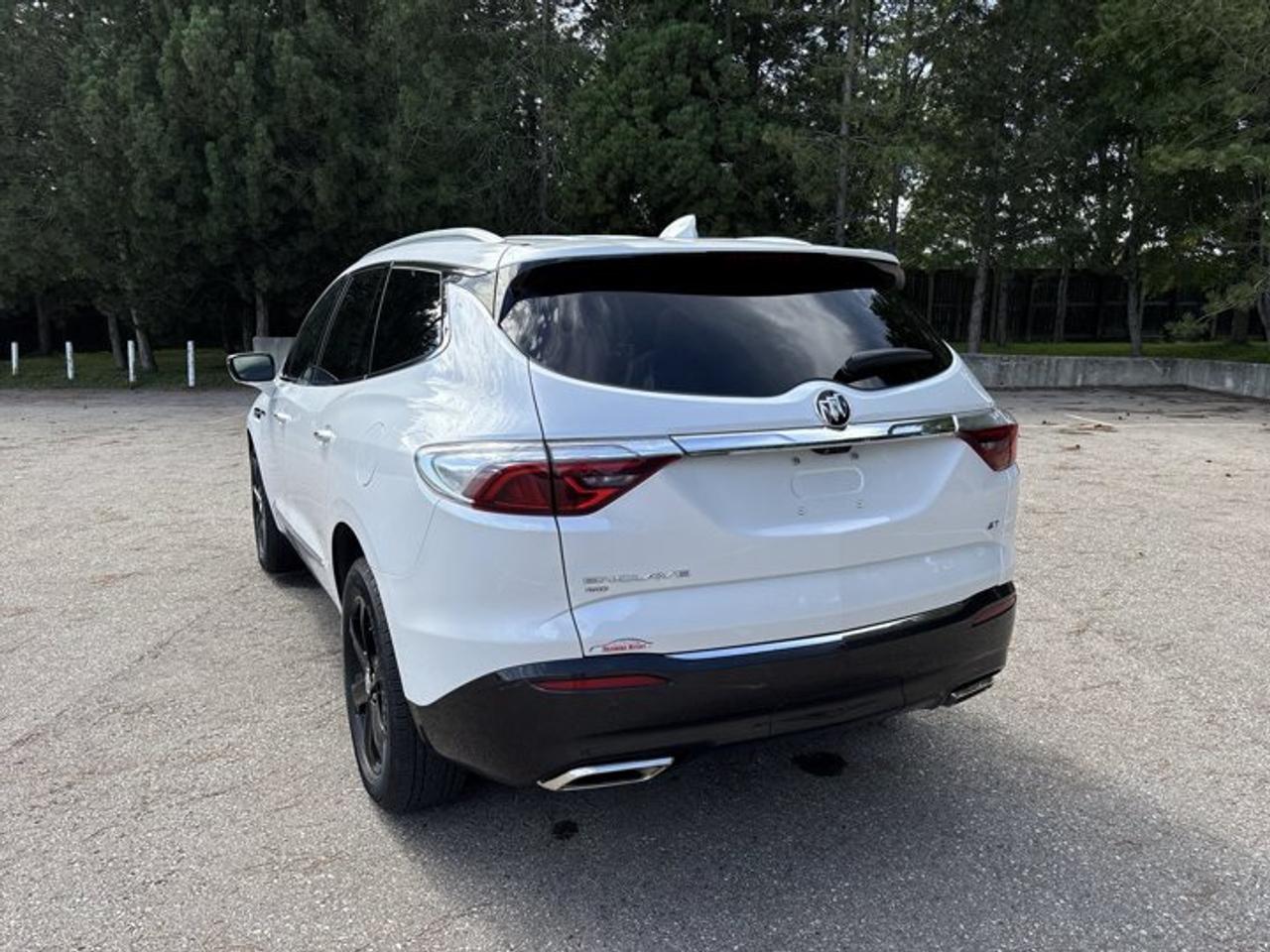 2024 Buick Enclave ST Essence AWD | No Accidents | Pano. Sunroof | Leather Seats Photo