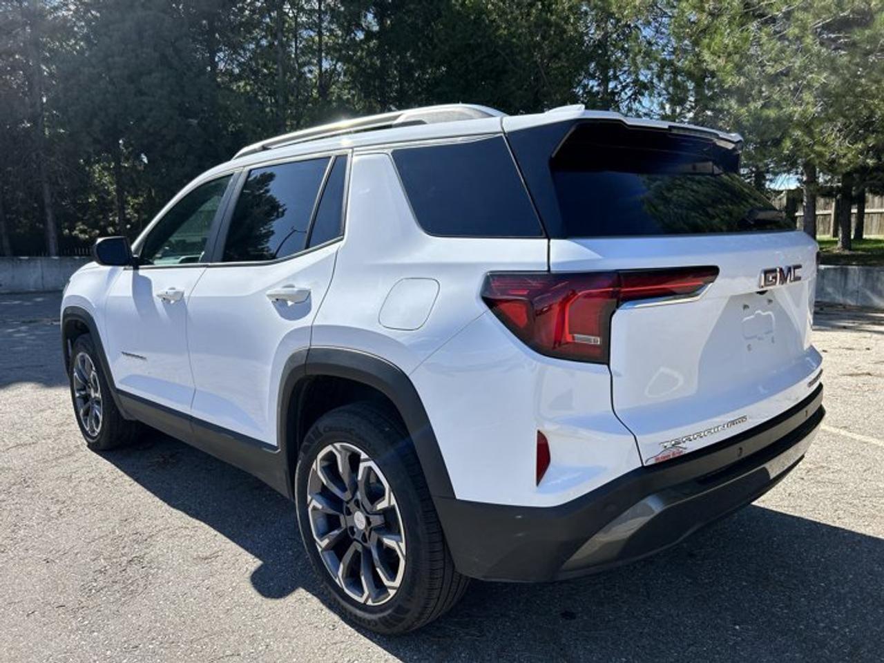 2026 GMC Terrain Elevation AWD | No Accidents | Leather Seats Photo