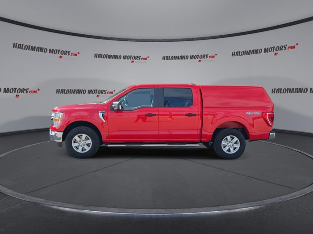 2022 Ford F-150 XL SuperCrew 5.5' Box 4WD | No Accidents Photo4