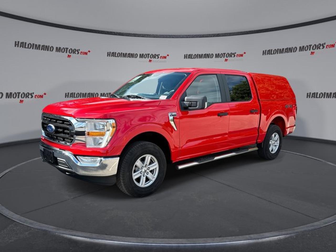 2022 Ford F-150 XL SuperCrew 5.5' Box 4WD | No Accidents Photo