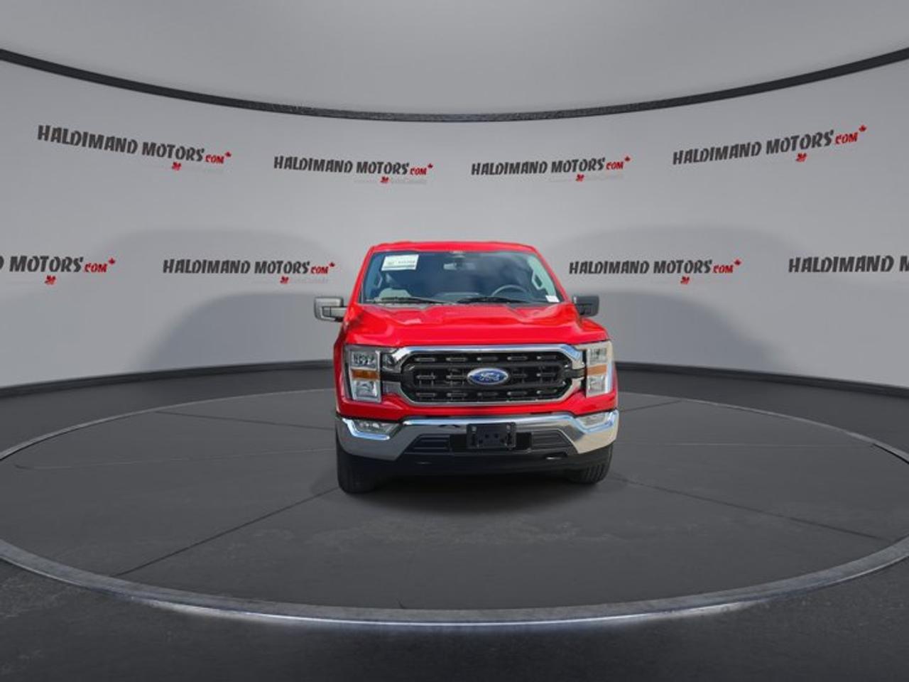 2022 Ford F-150 XL SuperCrew 5.5' Box 4WD | No Accidents Photo2