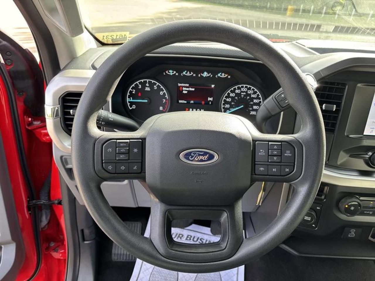 2022 Ford F-150 XL SuperCrew 5.5' Box 4WD | No Accidents Photo