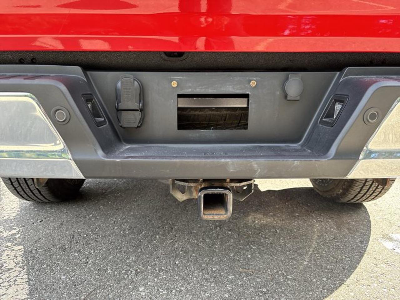 2022 Ford F-150 XL SuperCrew 5.5' Box 4WD | No Accidents Photo