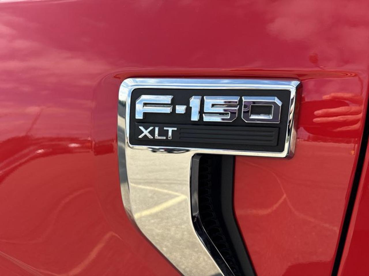 2022 Ford F-150 XL SuperCrew 5.5' Box 4WD | No Accidents Photo