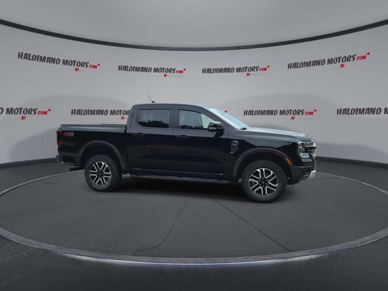 2024 Ford Ranger Lariat Super Crew 5' Box 4WD | One Owner | No Accidents Photo5