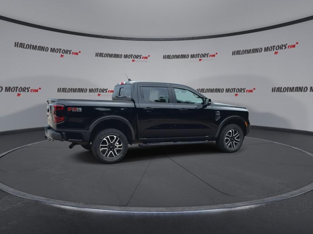 2024 Ford Ranger Lariat Super Crew 5' Box 4WD | One Owner | No Accidents Photo
