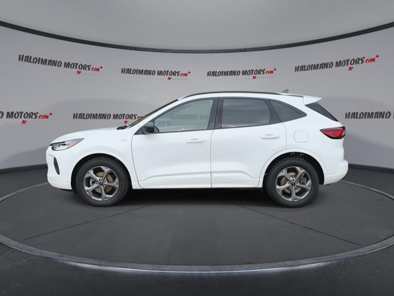 2023 Ford Escape ST-Line AWD | No Accidents | Heated Steering Wheel Photo