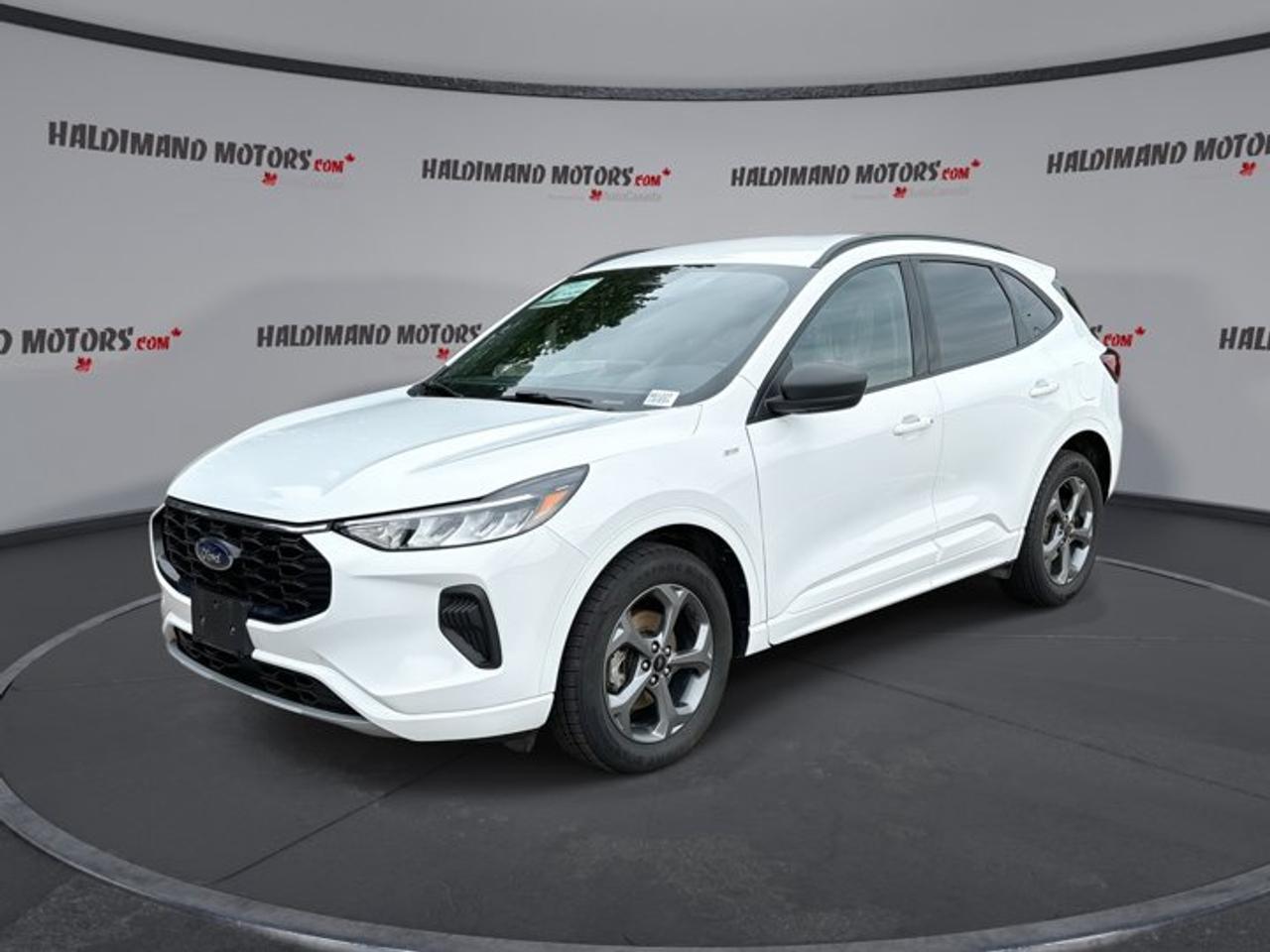 2023 Ford Escape ST-Line AWD | No Accidents | Heated Steering Wheel Photo