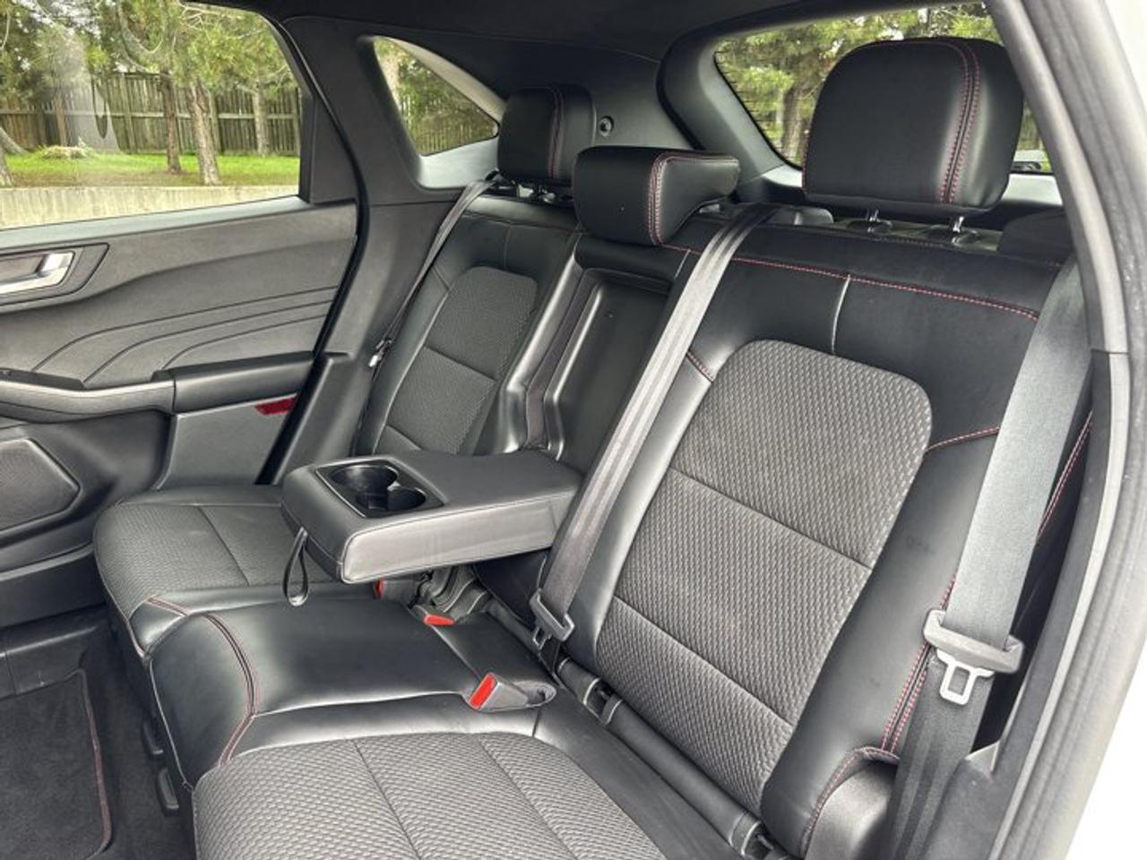 2023 Ford Escape ST-Line AWD | No Accidents | Heated Steering Wheel Photo