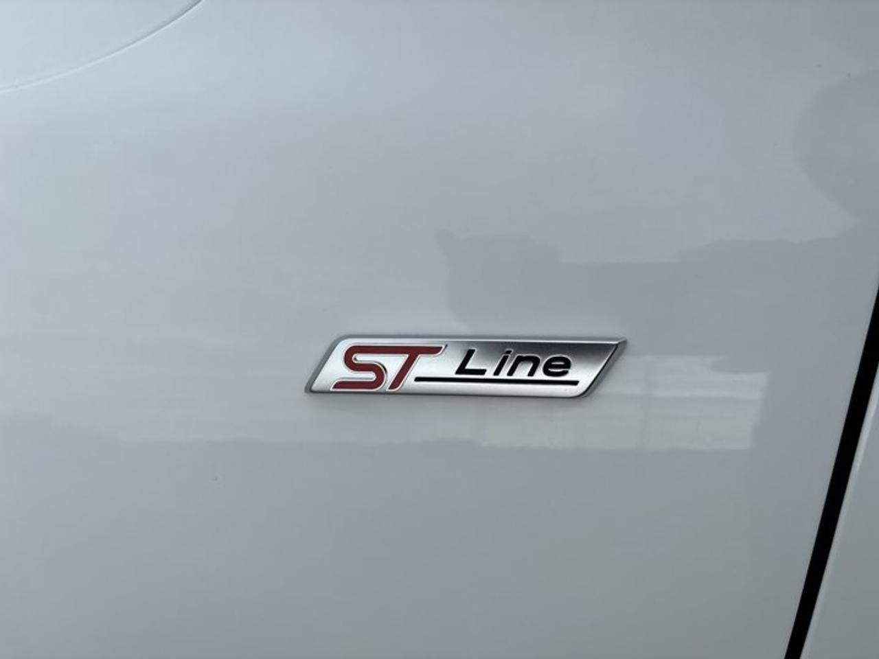 2023 Ford Escape ST-Line AWD | No Accidents | Heated Steering Wheel Photo