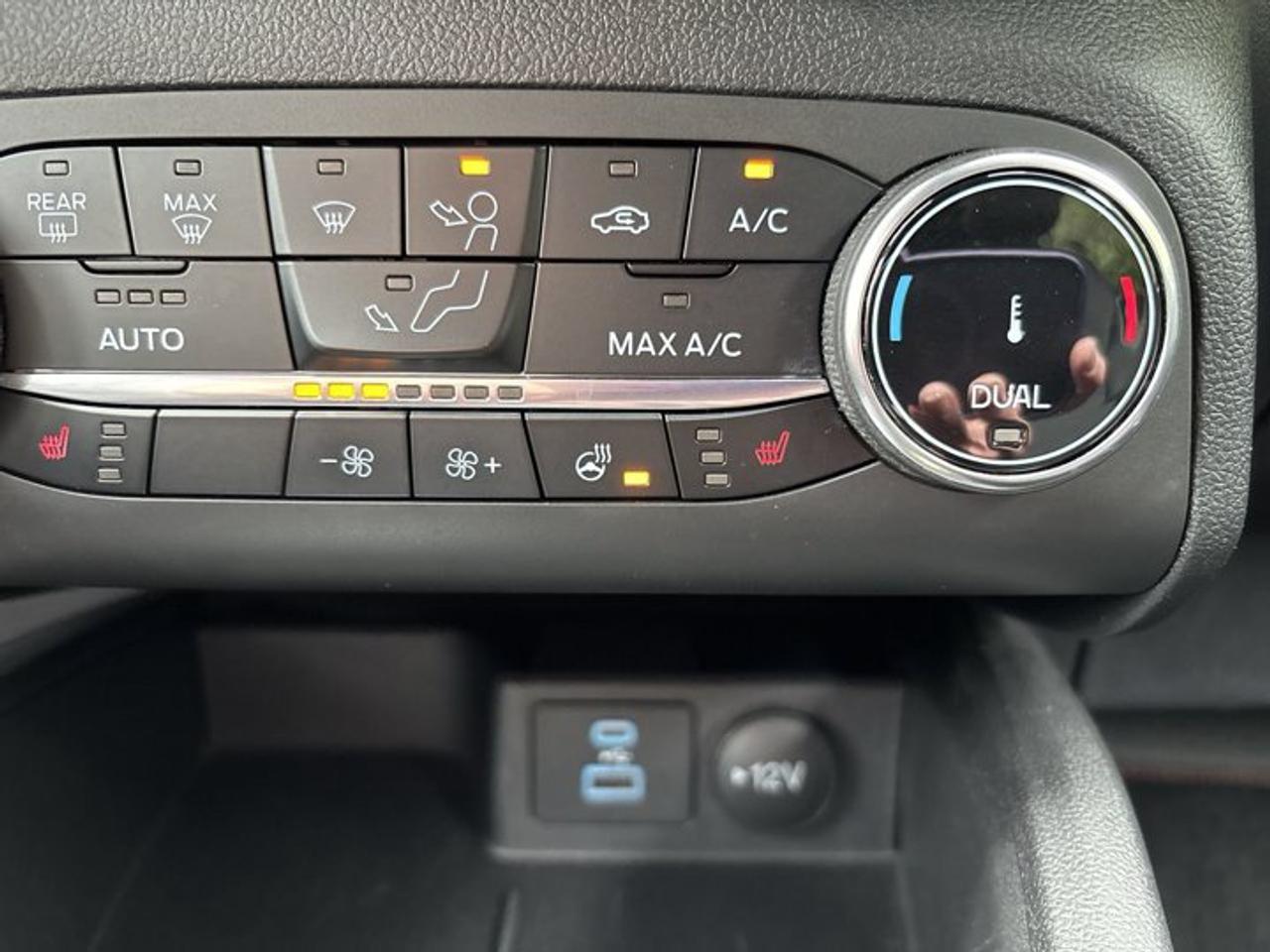 2023 Ford Escape ST-Line AWD | No Accidents | Heated Steering Wheel Photo