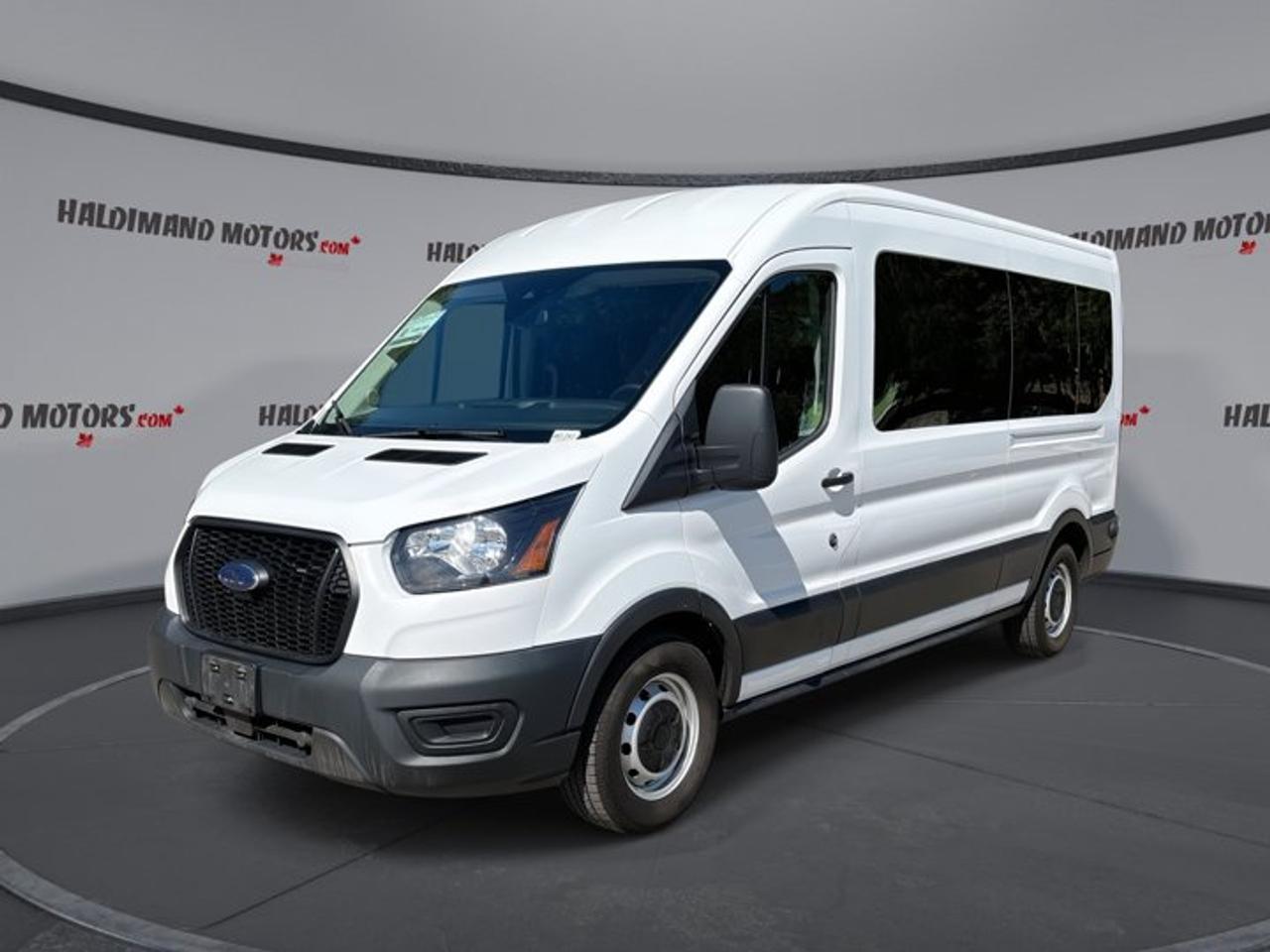 2024 Ford Transit Passenger Wagon XL T-350 Low Roof RWD | No Accidents Photo0