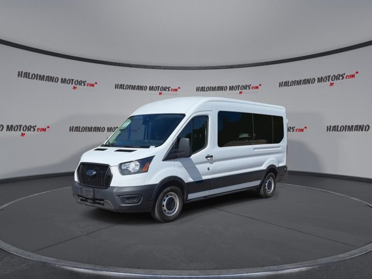 2024 Ford Transit Passenger Wagon XL T-350 Low Roof RWD | No Accidents Photo