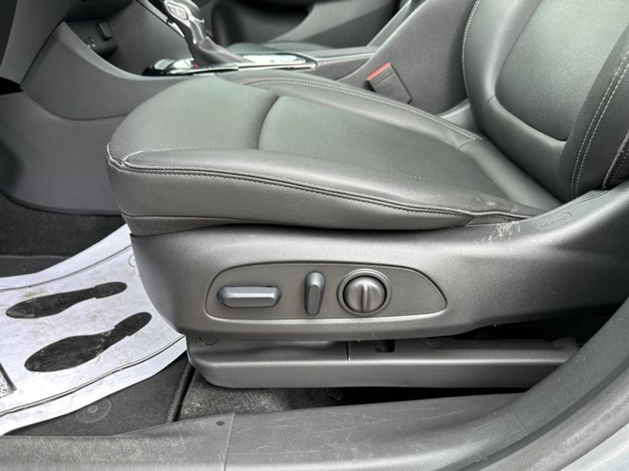 2024 Buick Encore GX Sport Touring AWD | No Accidents | Leather Seats Photo