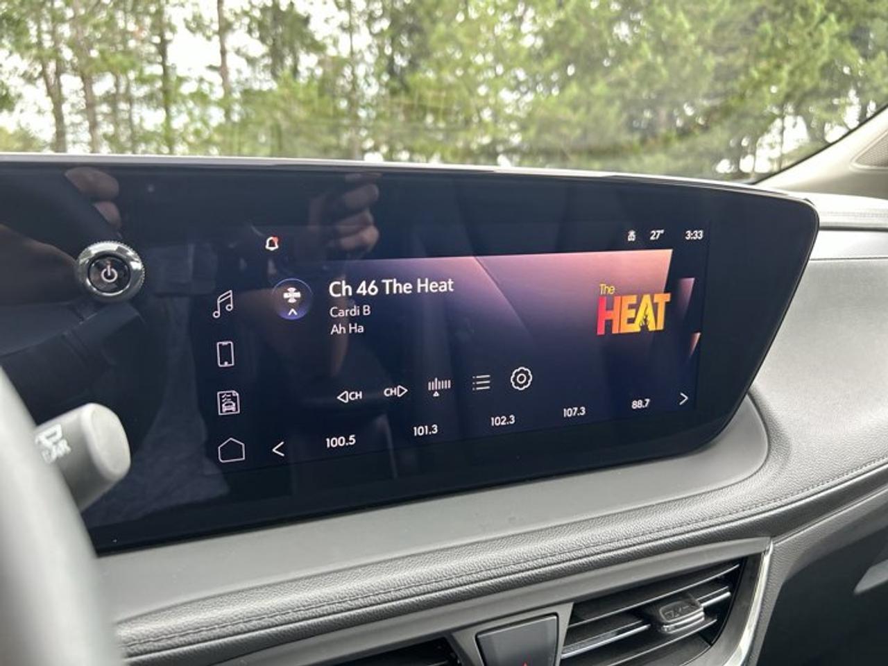2024 Buick Encore GX Sport Touring AWD | No Accidents | Leather Seats Photo