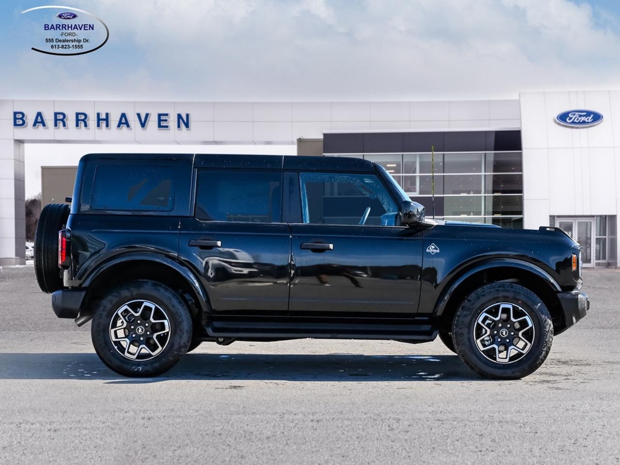 2026 Ford Bronco Outer Banks Photo5