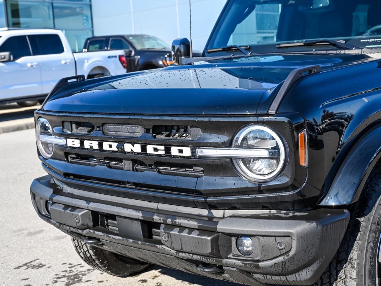 2026 Ford Bronco Outer Banks Photo