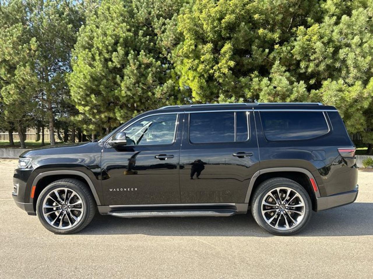 2022 Jeep Wagoneer Series I 4x4 | One Owner | No Accidents | Leather Seats Photo