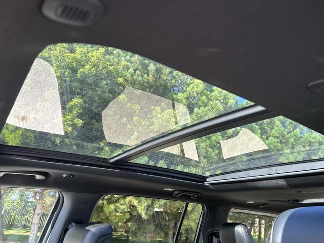 2022 Jeep Wagoneer Series I 4x4 | One Owner | No Accidents | Leather Seats Photo