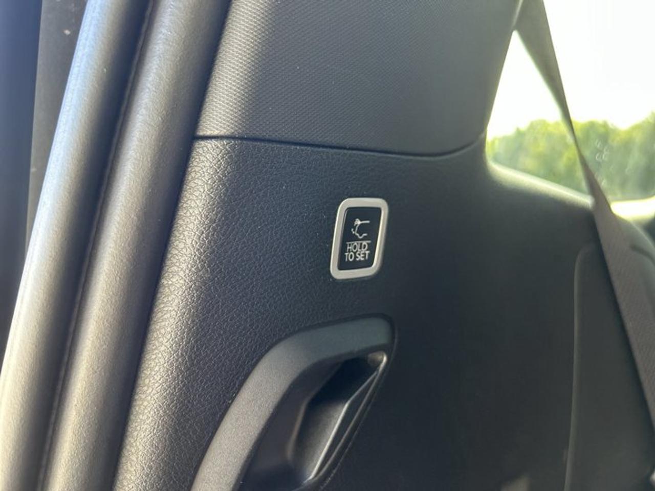 2022 Jeep Wagoneer Series I 4x4 | One Owner | No Accidents | Leather Seats Photo
