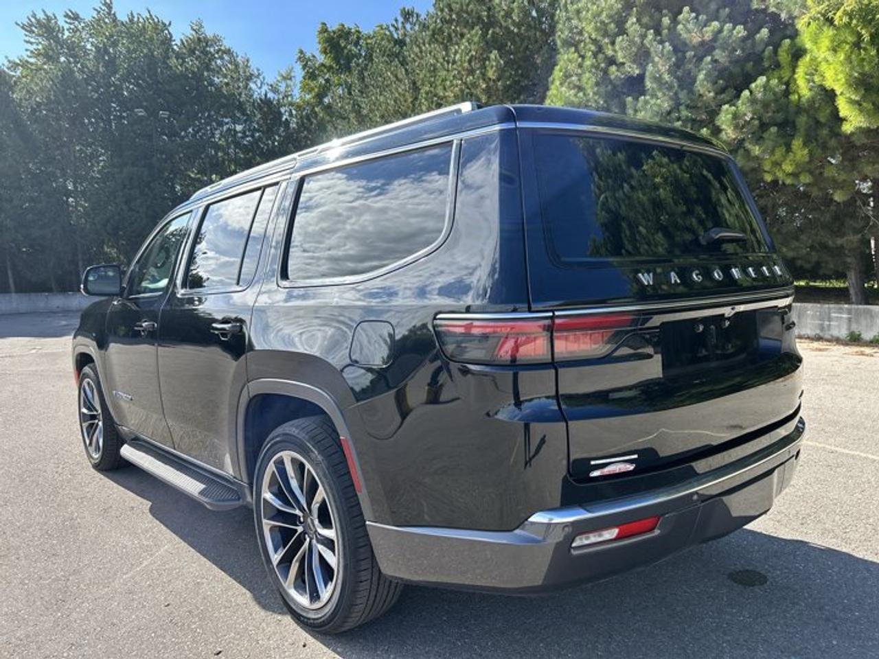 2022 Jeep Wagoneer Series I 4x4 | One Owner | No Accidents | Leather Seats Photo