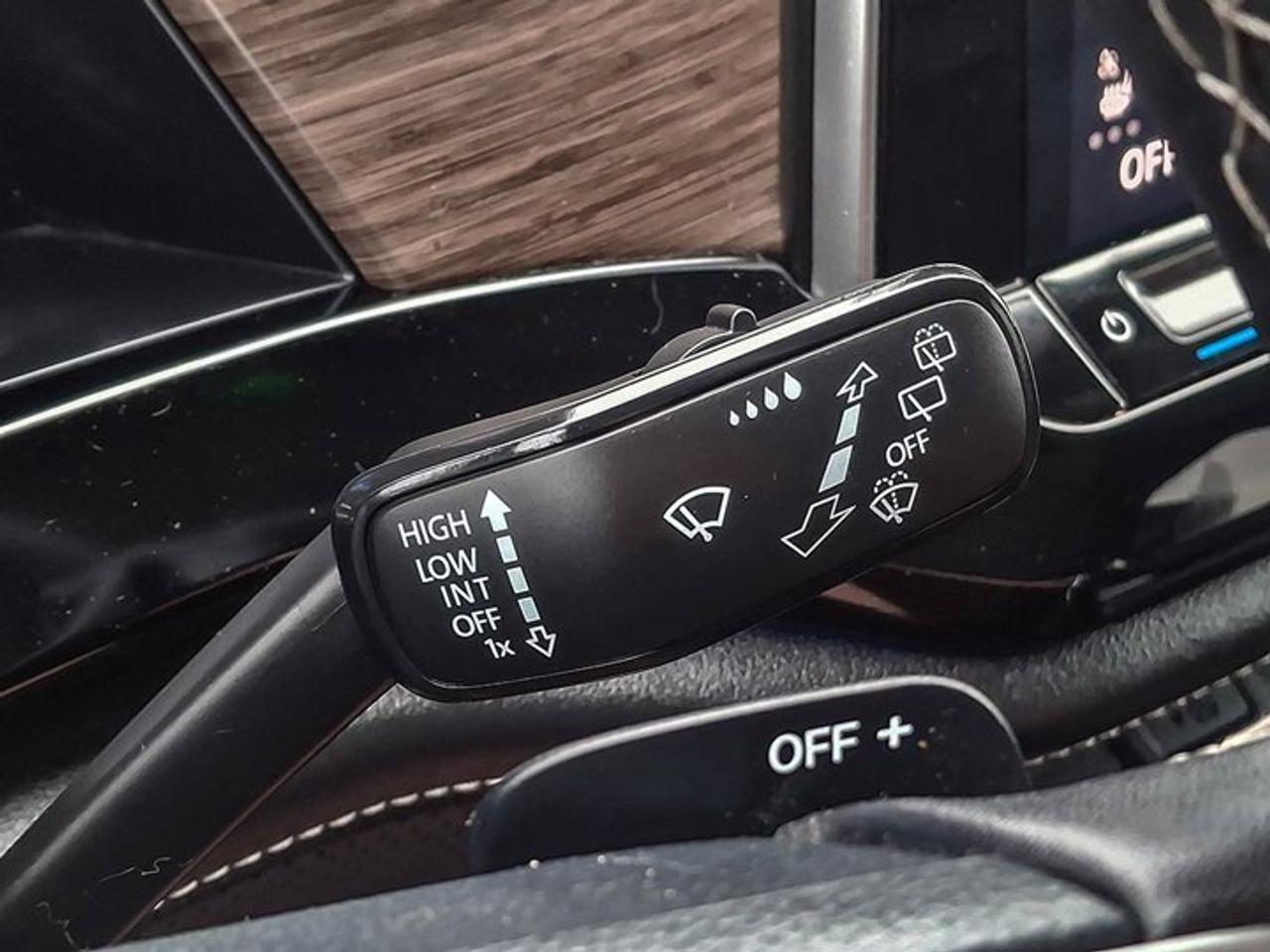2024 Volkswagen Atlas Highline AWD | Leather | Sunroof | Nav | Harman Kardon Audio | Cooled + Heated Seats | ACC and More! Photo