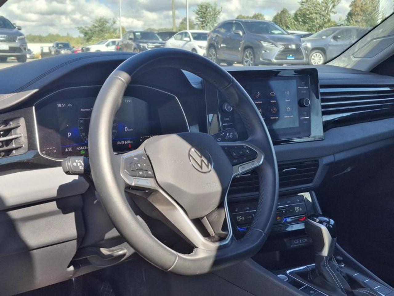 2025 Volkswagen Jetta Comfortline | Leather | Heated Seats + Steering | Remote Start | Blind Spot | and More ! Photo