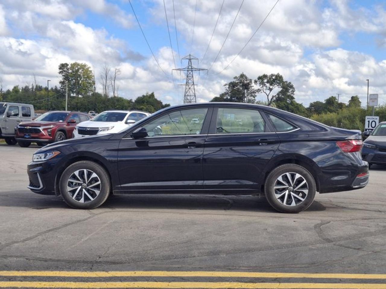 2025 Volkswagen Jetta Trendline | Htd Seats + Steering | CarPlay + Android | Blind Spot | Alloy Wheels | Rear Cam & More ! Photo