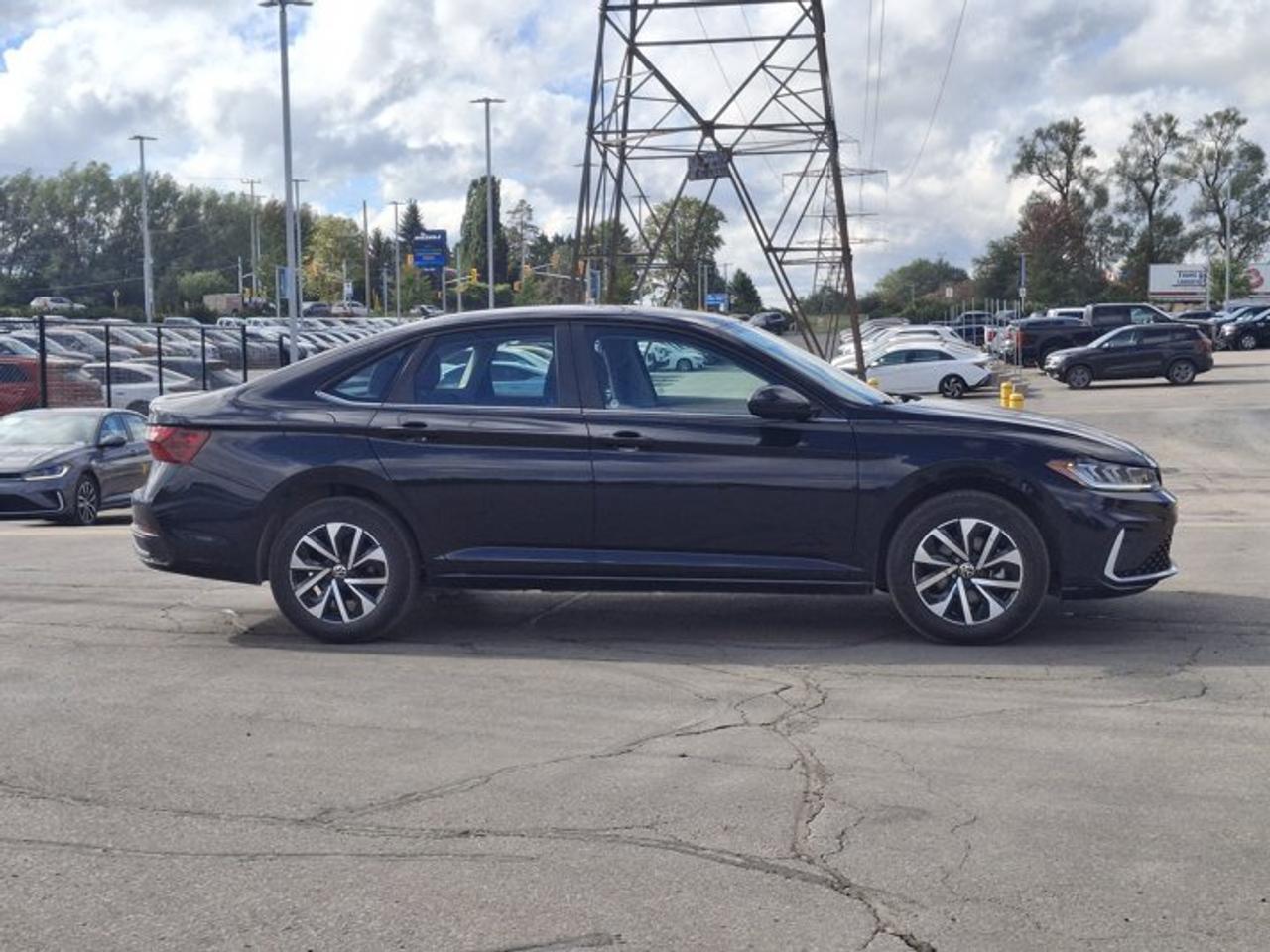 2025 Volkswagen Jetta Trendline | Htd Seats + Steering | CarPlay + Android | Blind Spot | Alloy Wheels | Rear Cam & More ! Photo