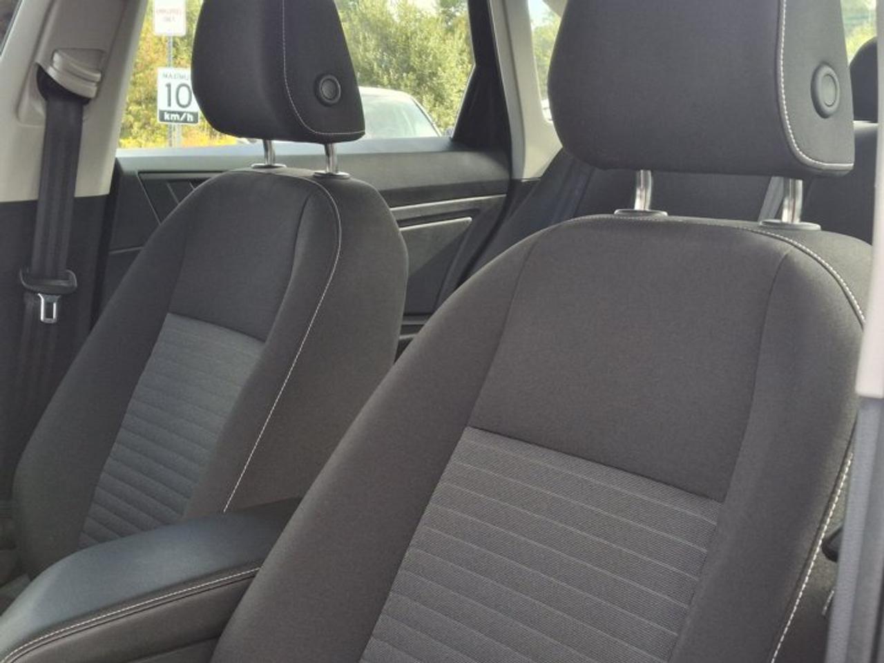 2025 Volkswagen Jetta Trendline | Htd Seats + Steering | CarPlay + Android | Blind Spot | Alloy Wheels | Rear Cam & More ! Photo