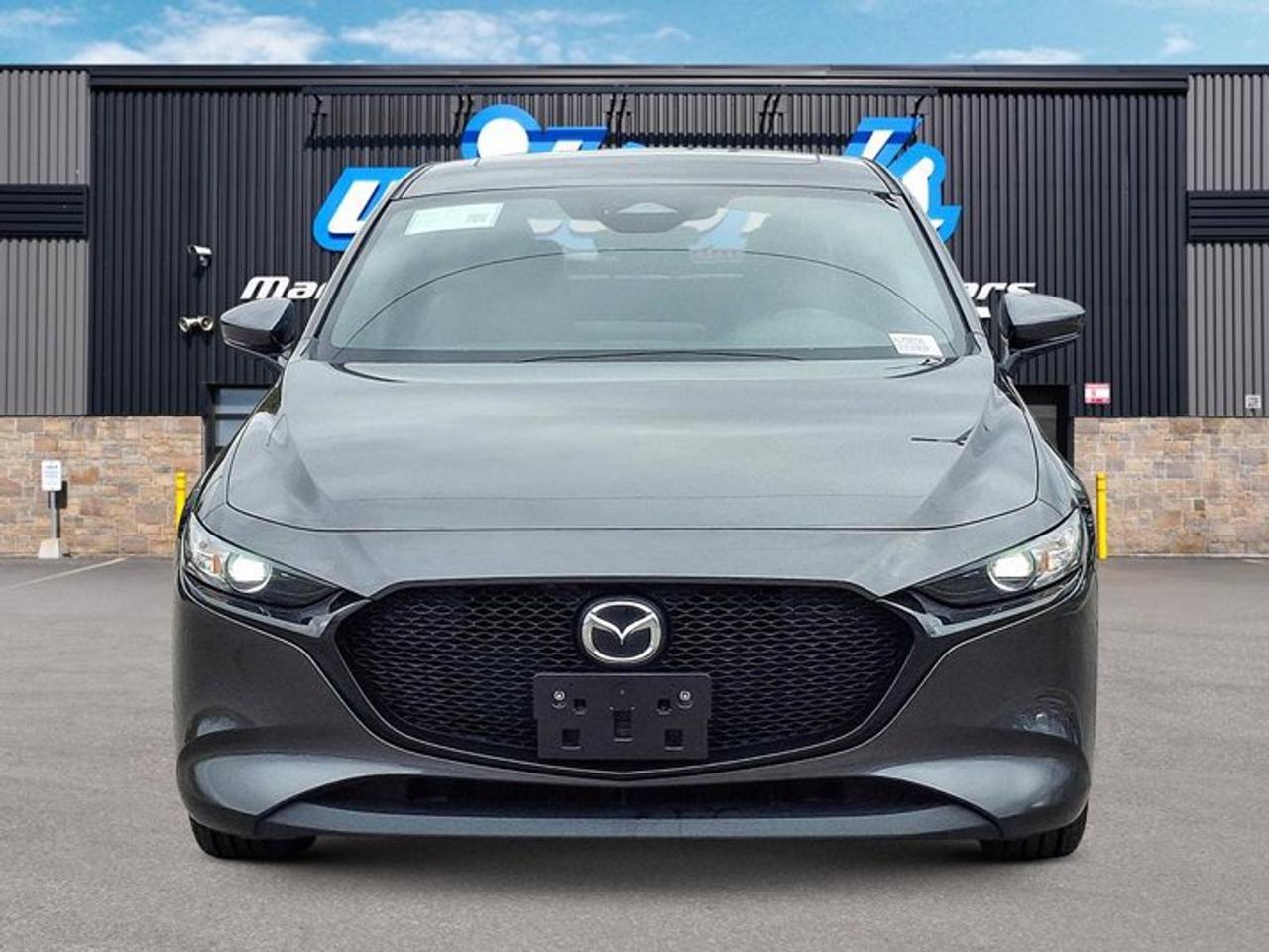2024 Mazda MAZDA3 Sport GS AWD | Hatch | Leather | Sunroof | Radar Cruise | CarPlay + Android | Power Seat | Rear Cam & More Photo