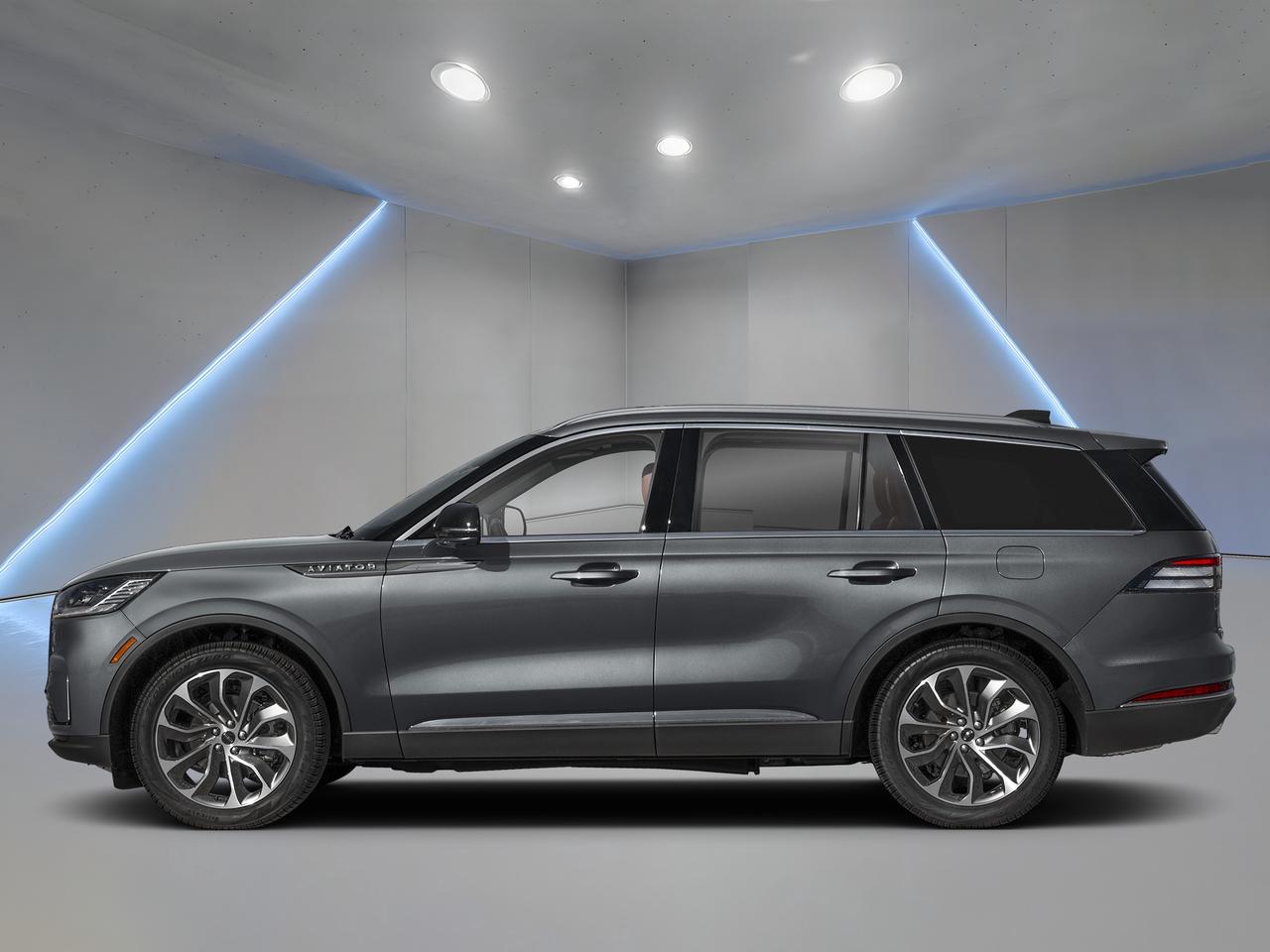 2027 Lincoln Aviator Black Label Photo