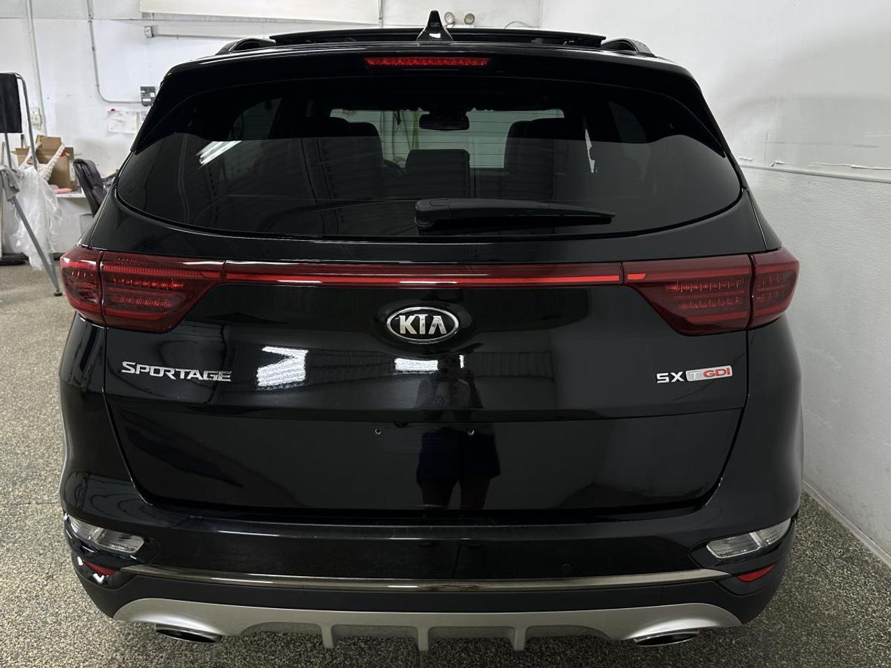 2022 Kia Sportage SX/AWD/PANOROOF/LEATHER/NAVI/ONLY 56KM/1 OWNER! Photo