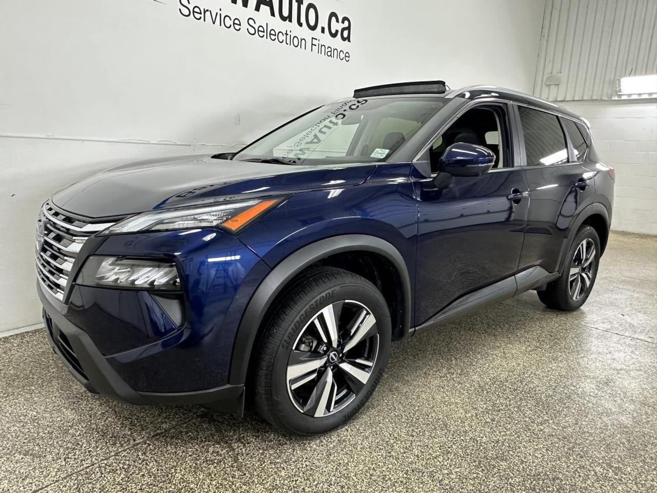 2024 Nissan Rogue SV Moonroof SV PREMIUM/LEATHER/PANOROOF/PWR GATE/OFF 1 OWNER LEASE! Photo