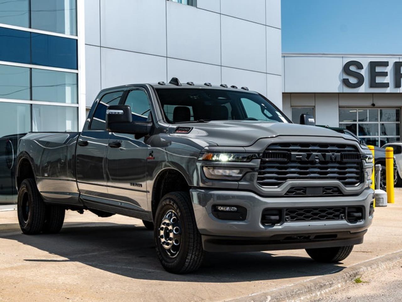 2026 RAM 3500 Big Horn Photo