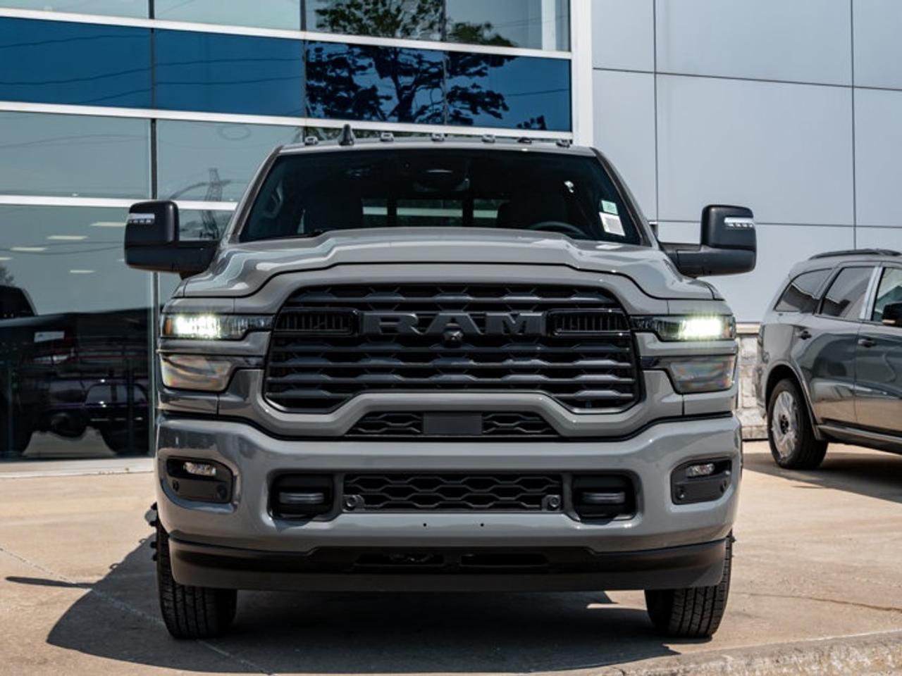 2026 RAM 3500 Big Horn Photo