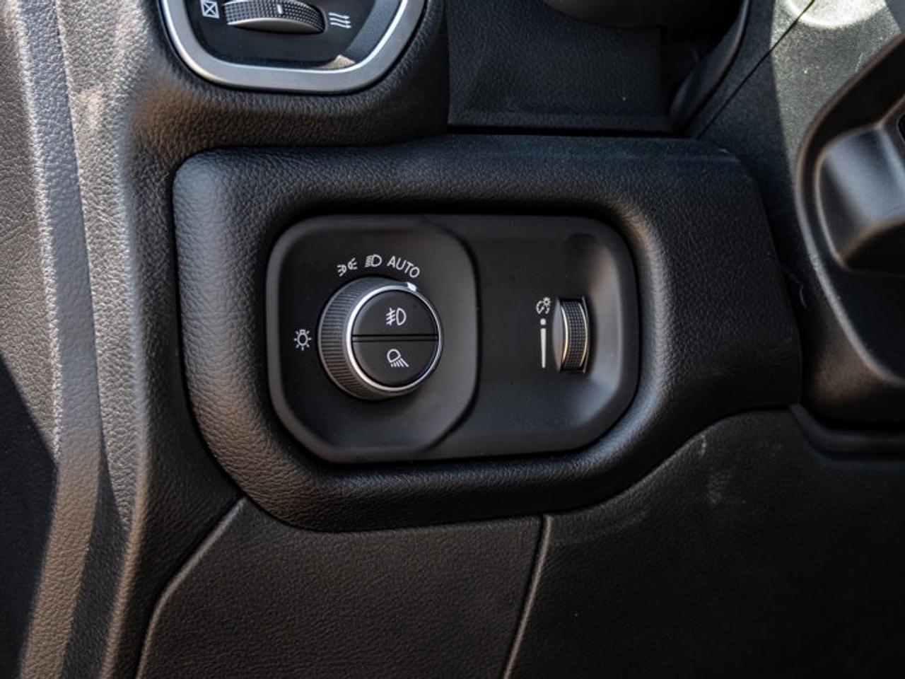 2026 RAM 3500 Big Horn Photo