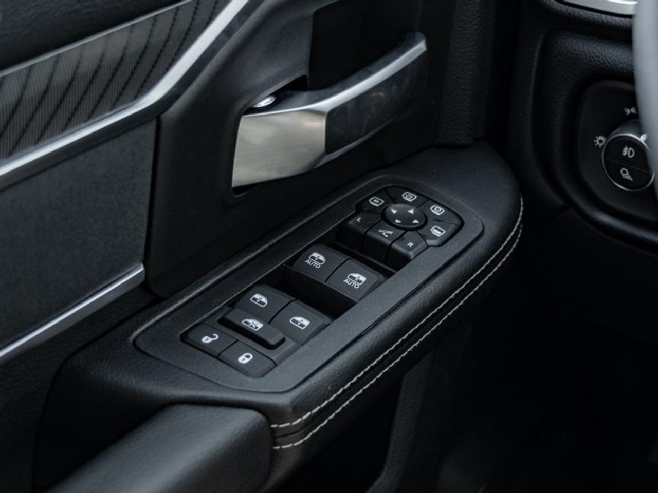 2026 RAM 3500 Big Horn Photo