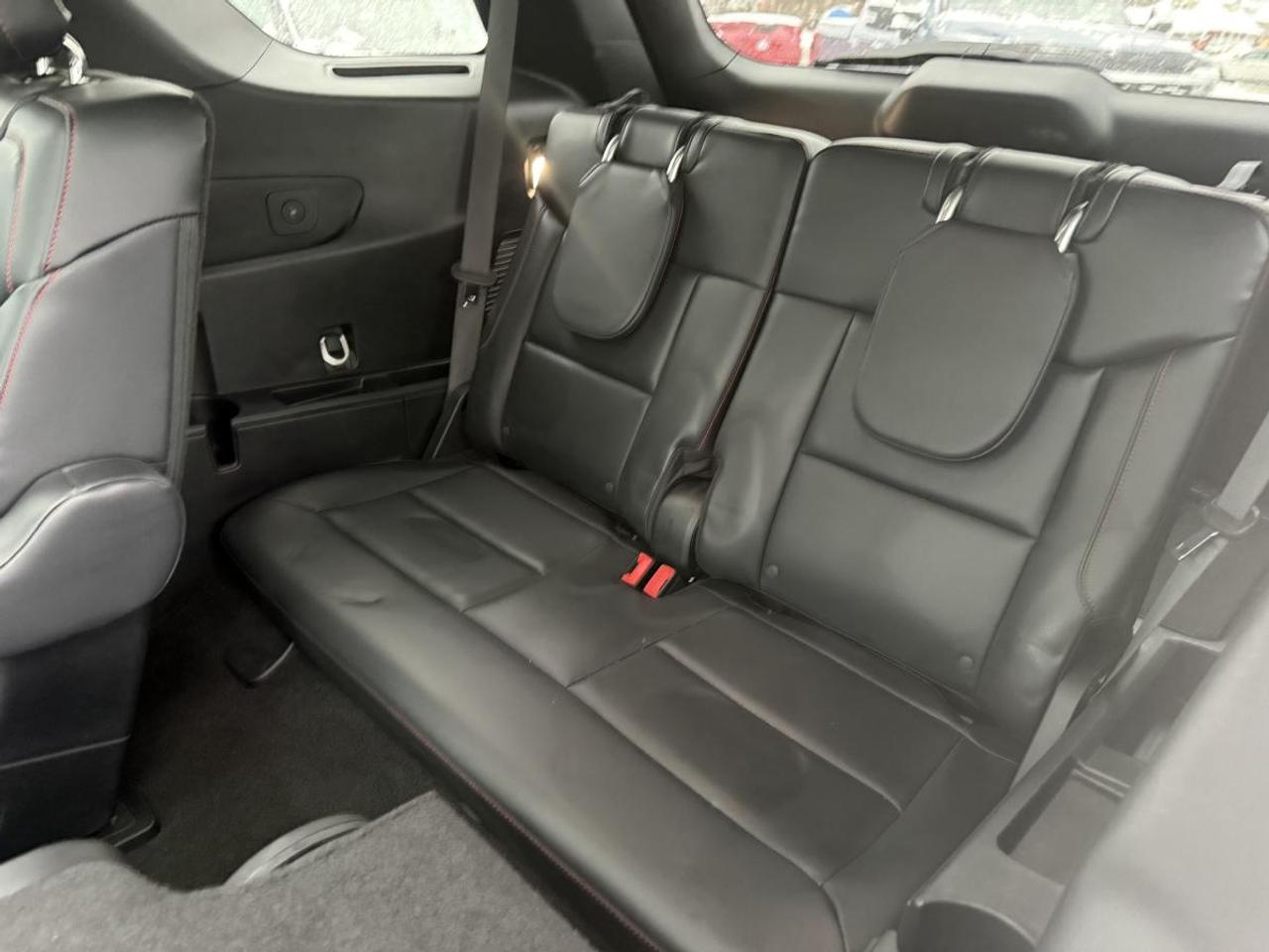 2025 Ford Explorer ST-Line Photo
