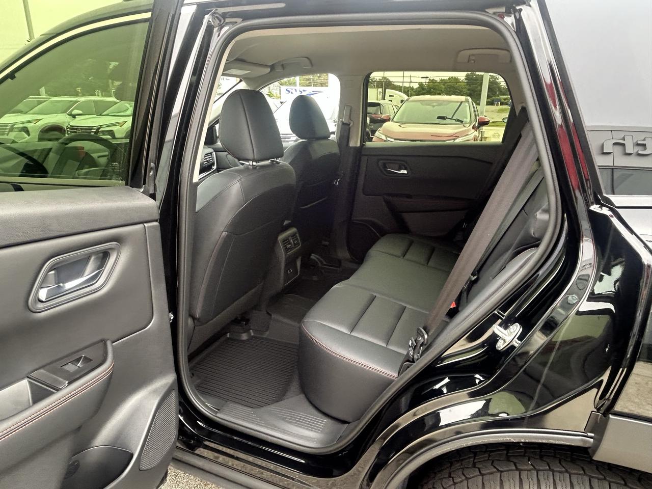 2026 Nissan Rogue ROCK CREEK ROGUE ROCK CREEK Photo