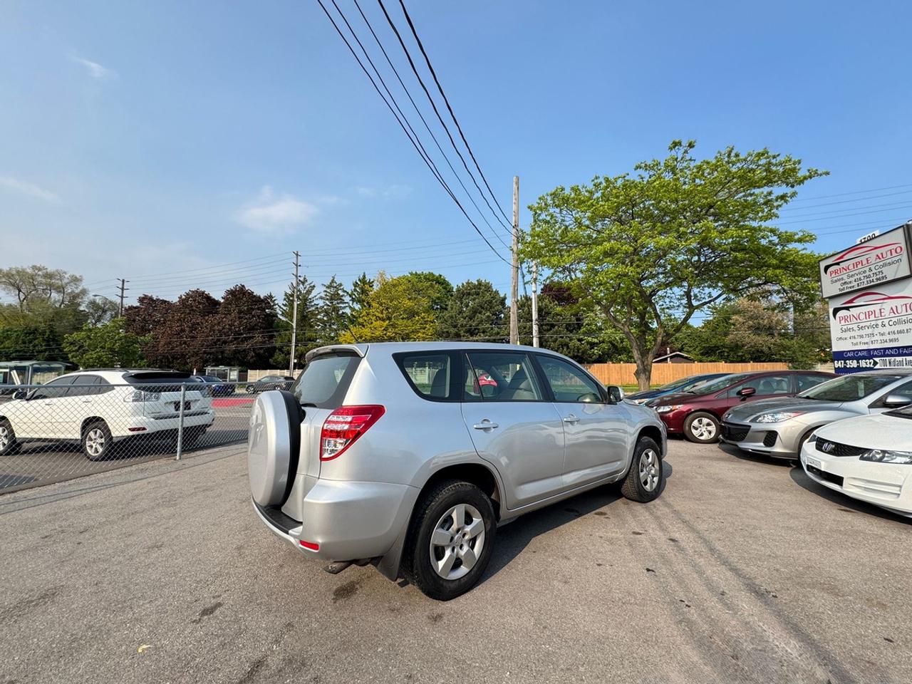 2012 Toyota RAV4 Base I4 Photo