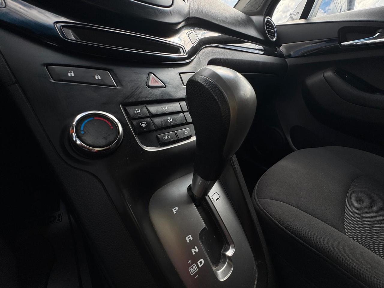 2012 Chevrolet Orlando LT Photo