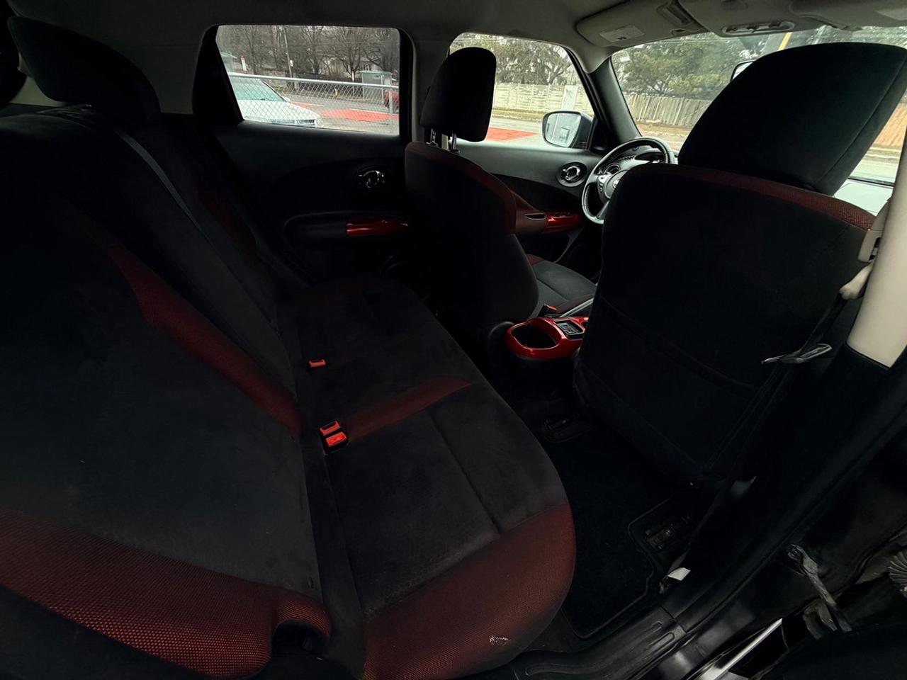 2016 Nissan Juke SV Photo